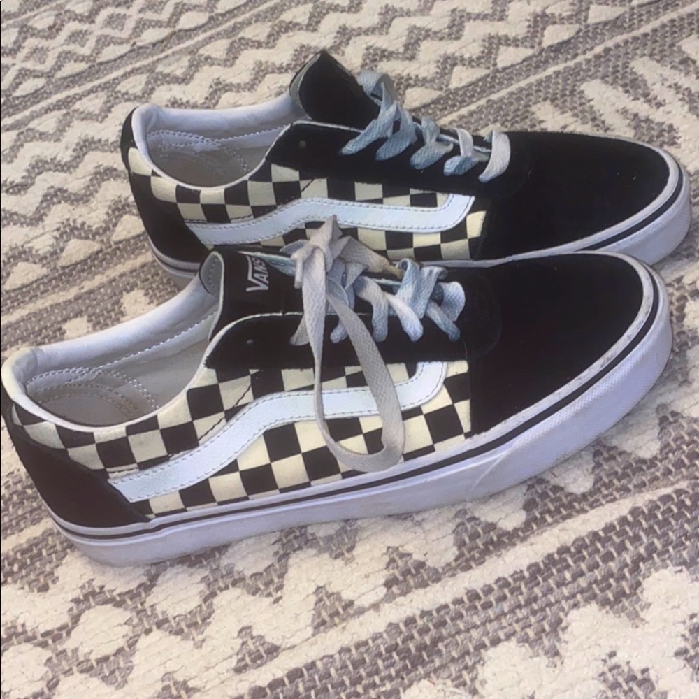 checkerboard black and white